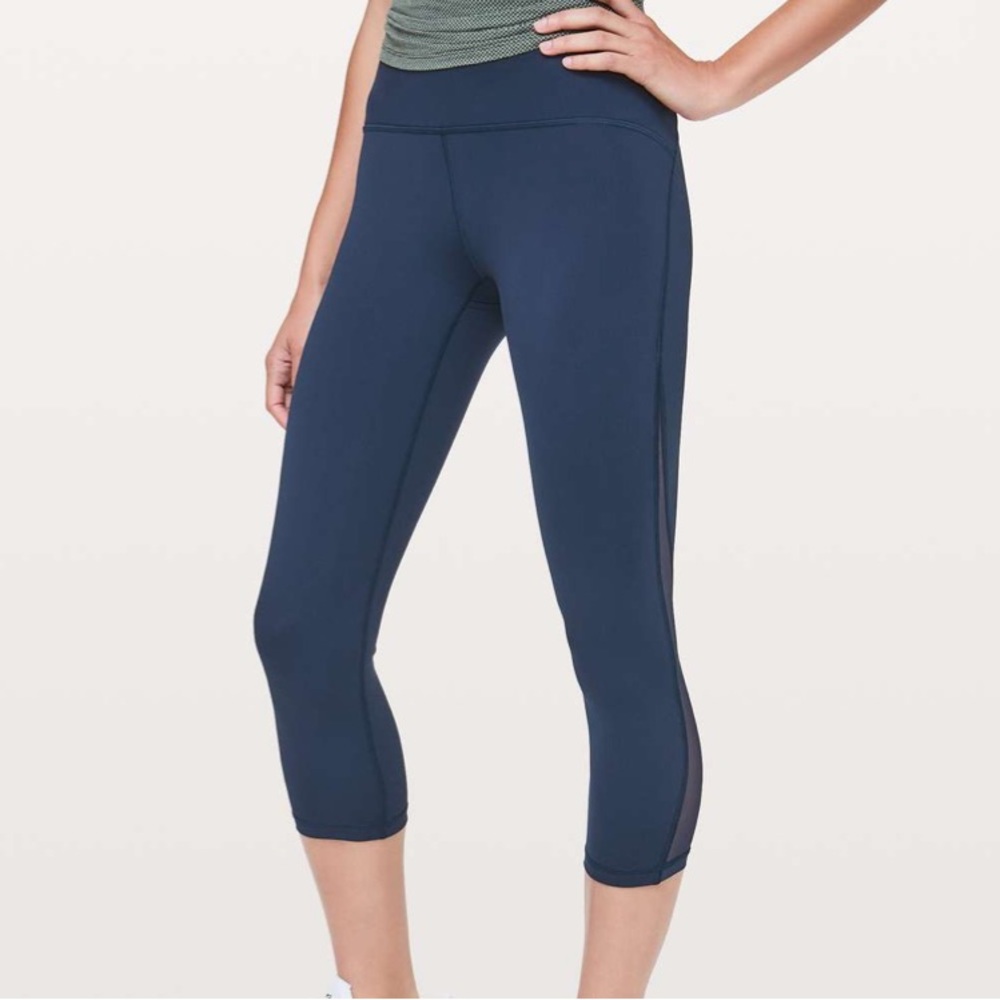 NWOT lululemon Train Times Crop 21"